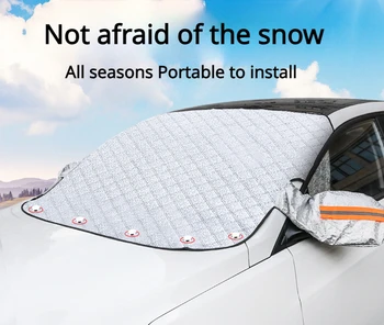 Зимой в автомобиле больше снега, мороз, наледь на лобовом стекле автомобиля, одежда, солнцезащитный крем, магниты, снег